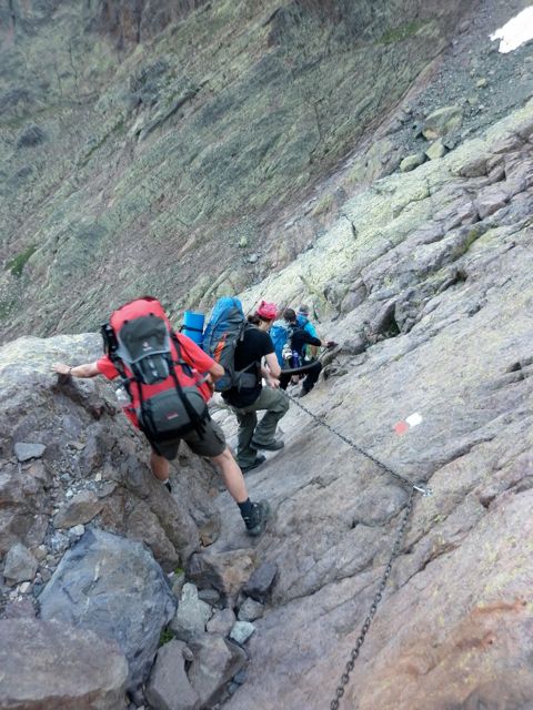 Abstieg in den Cirque de Solitude